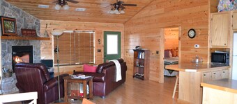 Private, secluded cabin