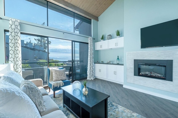Ocean view living room
