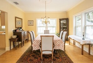 Dining - Oceanview Home, short walk to a semi private beach. (St. Augustine)