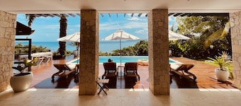 Luxury Fully Staffed 5 Bedroom Ocean View Villa with Infinity Pool