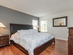 6 chambres, fer et planche à repasser, Wi-Fi gratuit, draps fournis