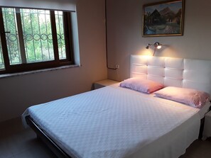 Deluxe Apartment, 1 Bedroom, Mountain View | Individually decorated, individually furnished, laptop workspace - Waldvilla (Kumluca)