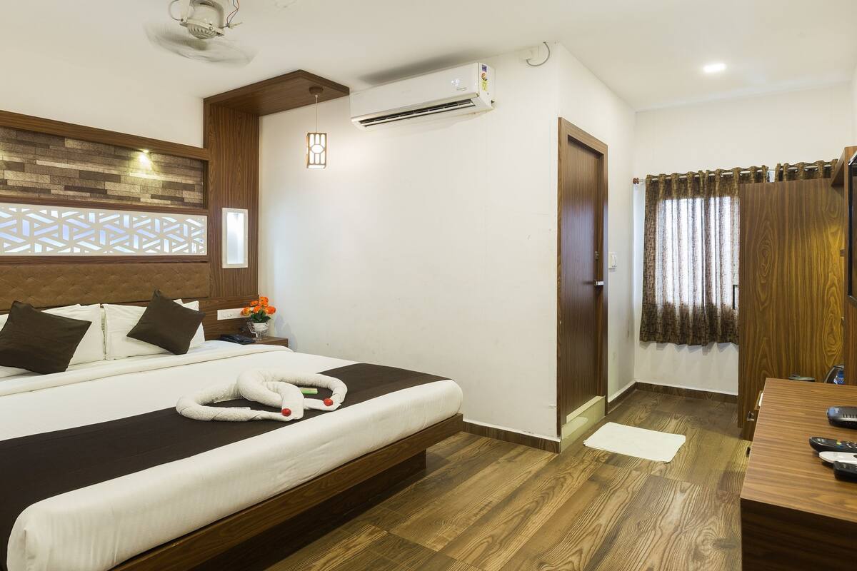 Standard Single Room | Soundproofing, WiFi (free)