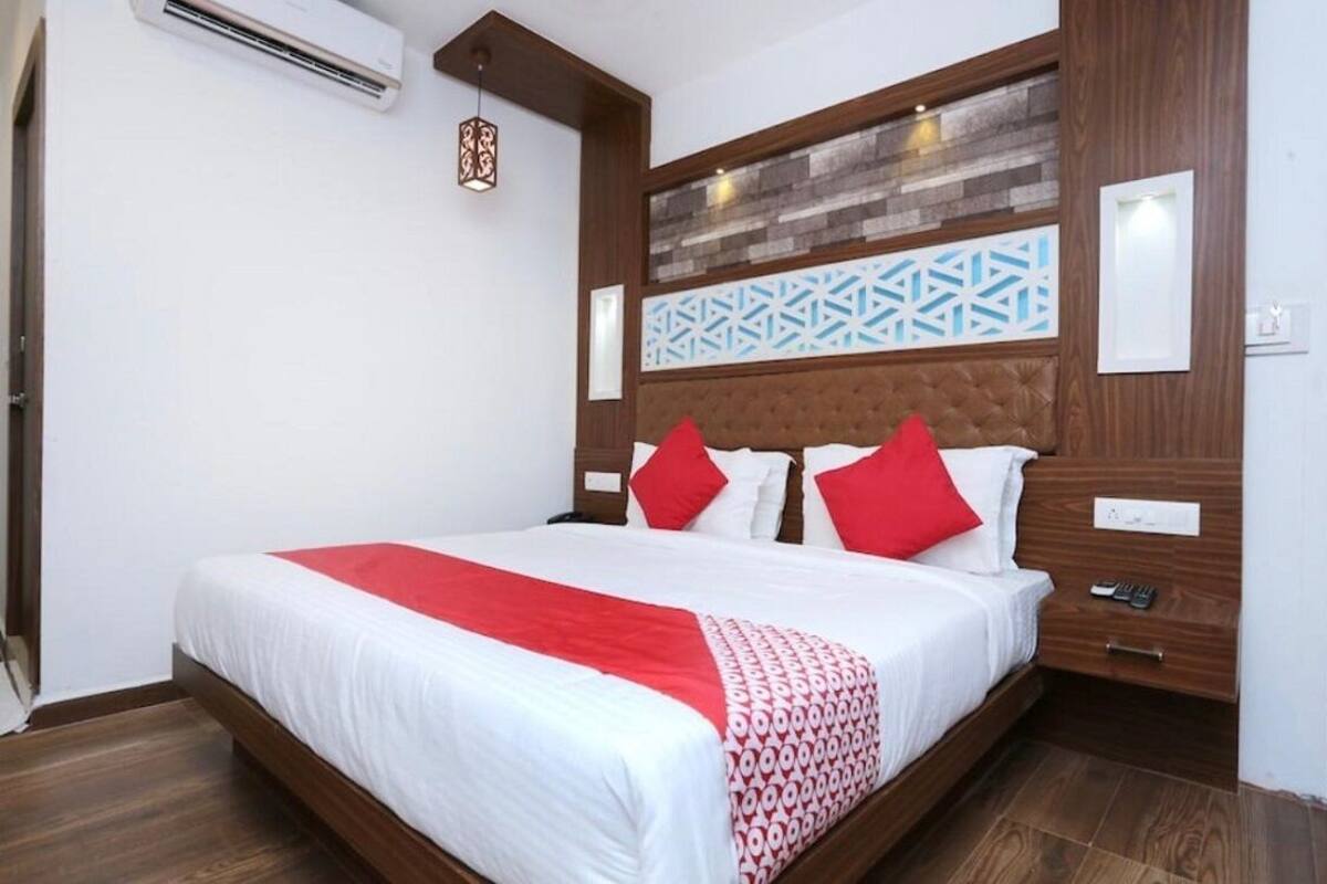 Standard Double Room | Soundproofing, WiFi (free)