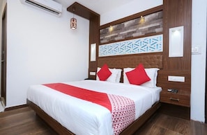 Kamar Double Standar | Kedap suara dan Wi-Fi gratis