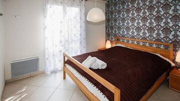 2 Schlafzimmer, Bügeleisen/Bügelbrett, Reisekinderbett, kostenloses WLAN