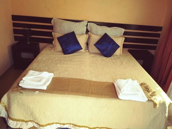 Chambre Standard Double ou avec lits jumeaux | Minibar, bureau, espace de travail pour ordinateur portable