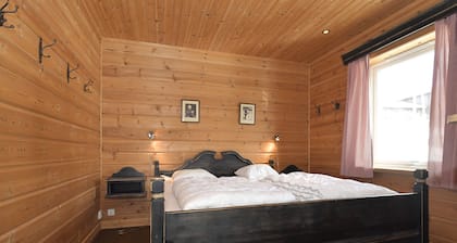 Großes und komfortables Berghaus in bester Lage