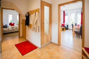 Unclassified image, 2 of 13, button