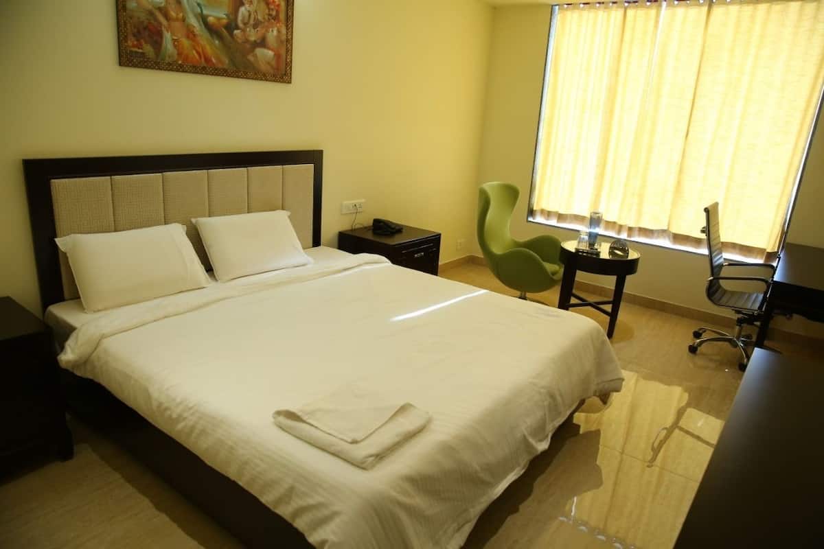Egyptian cotton sheets, premium bedding, memory foam beds