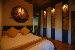 بديكورات فريدة لكل غرفة ومكتب وستائر تعتيم ومكواة/لوح كي