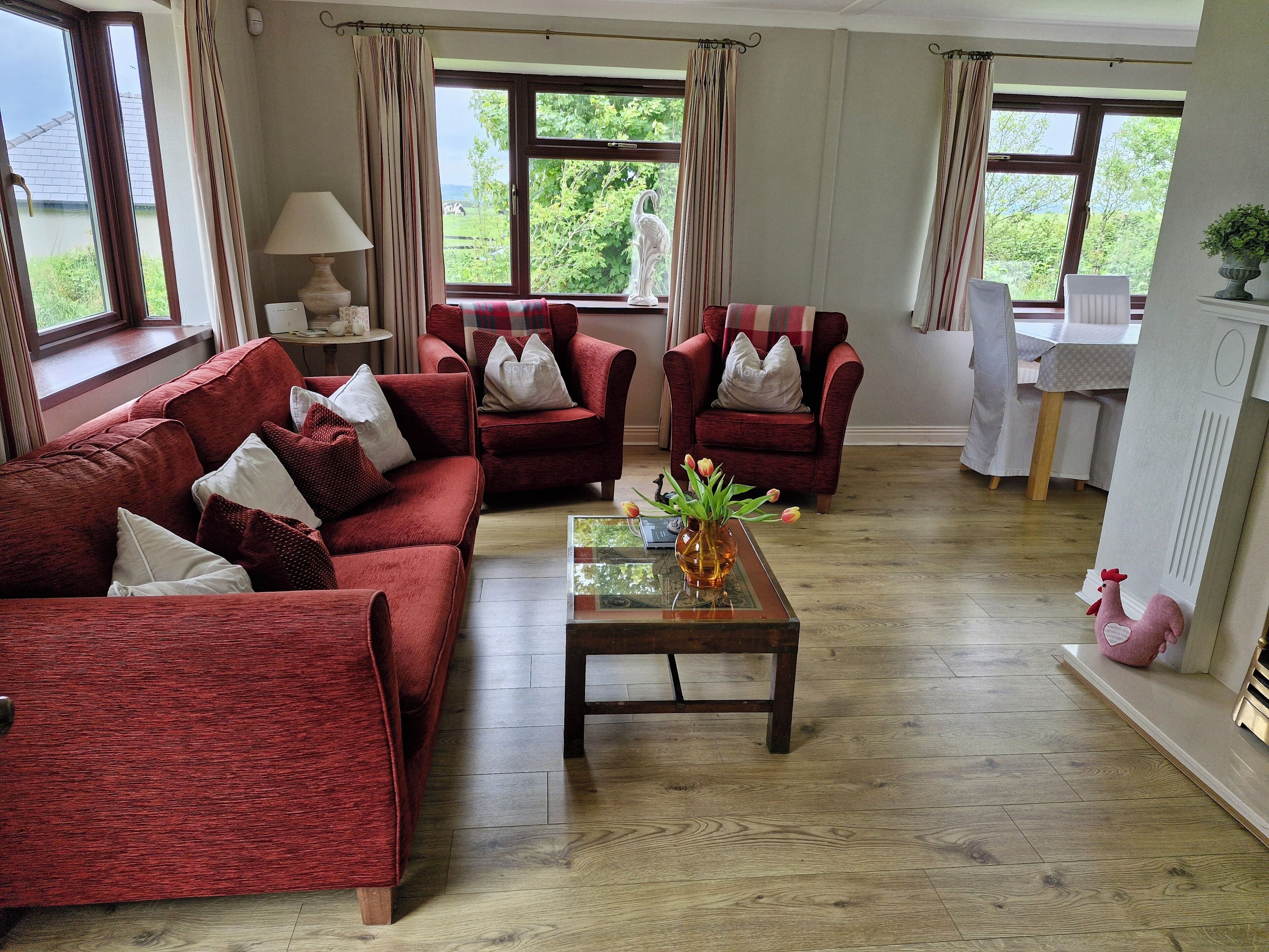 TV, DVD-spiller og stereoanlegg