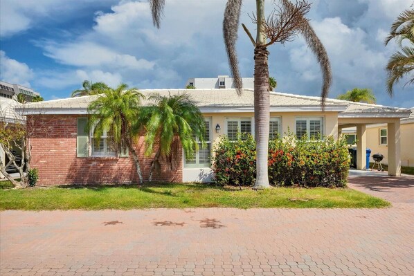 Imagen sin descripción, 1 de 43, botón