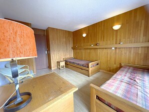 1 bedroom