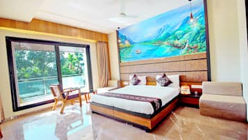 Superior Room | 1 bedroom, in-room safe, desk, laptop workspace