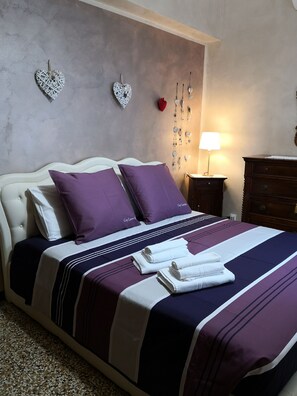 3 camere, ferro/asse da stiro, Wi-Fi gratuito, lenzuola