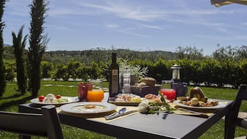 Petit-déjeuner buffet compris tous les jours