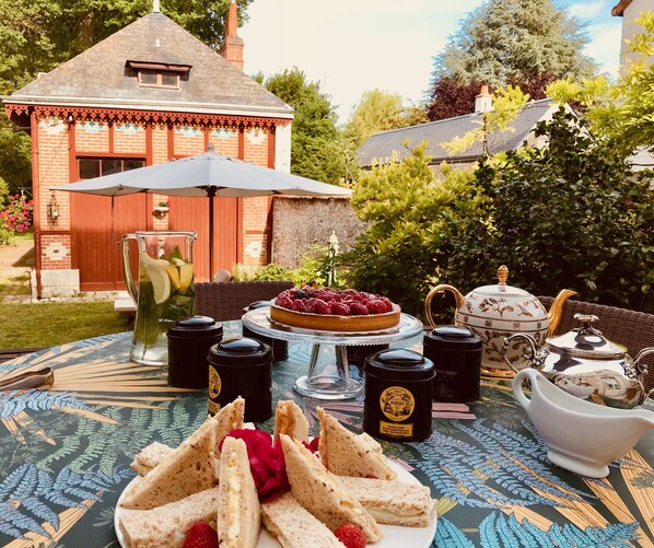 Terrace/patio - La Maison Leonard (Blere)
