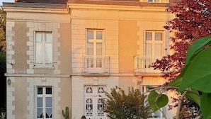 Exterior - La Maison Leonard (Blere)