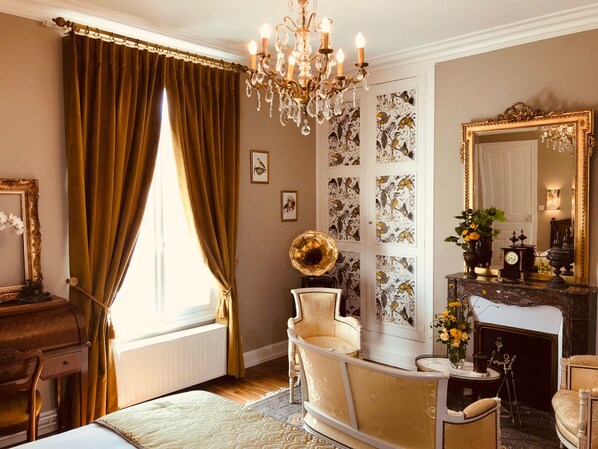 Zimmer (Aux Oiseaux) | Wohnbereich