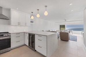 Imagen sin descripción, 4 de 31, botón