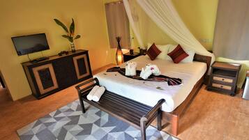 Family Villa | Premium bedding, free minibar items, in-room safe