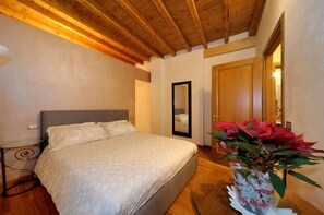 1 Schlafzimmer, Bügeleisen/Bügelbrett, Reisekinderbett, kostenloses WLAN