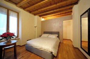 1 Schlafzimmer, Bügeleisen/Bügelbrett, Reisekinderbett, kostenloses WLAN