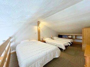 1 quarto