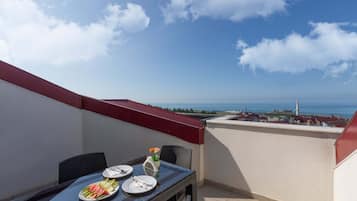 Habitación Business con 2 camas individuales | Terraza o patio
