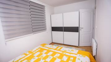 1 bedroom, iron/ironing board, WiFi