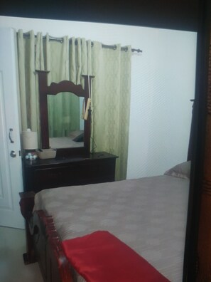 3 Schlafzimmer, Internetzugang, Bettwäsche