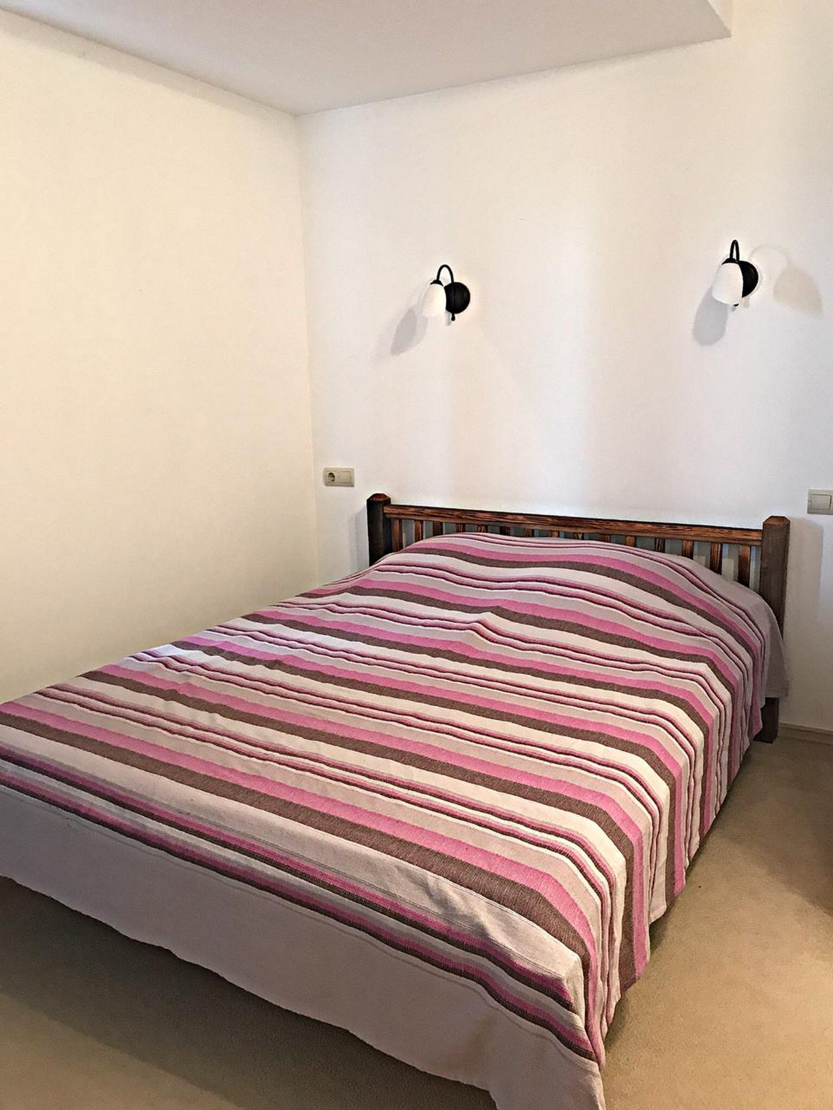 Kahden hengen comfort-huone | Lisävuoteet, vuodevaatteet