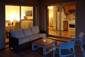 Smart-TV, bordtennis, PC-skjermer og printere