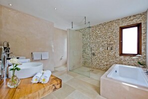 Ducha, jabón, shampoo
