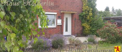 تفاصيل الفندق من الخارج