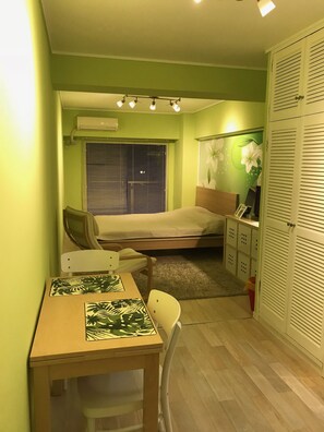 1 bedroom, iron/ironing board, free WiFi, bed sheets