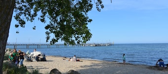Casa Azul Seaside House 10 minutes from Gdynia, 25 minutes from Gdańsk. 15 min. Sopot