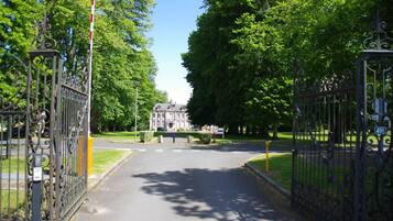 Enceinte de lâhĂ©bergement