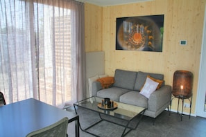 TV - Holiday home Callants` Lodge (Callantsoog)