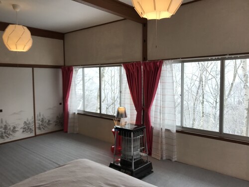 Naeba Ski Resort - cabin away from the usual life