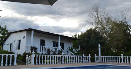 Super Host !!!! Rest farm Juanchitos! Exclusive Offer !!!