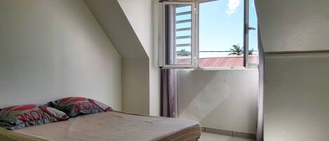 2 soveværelser, internetforbindelse