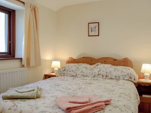 2 bedrooms, bed sheets