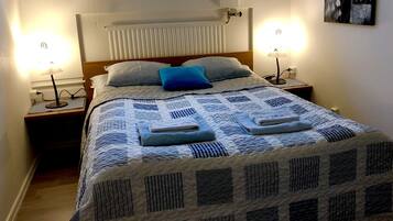 3 bedrooms, soundproofing, iron/ironing board, WiFi