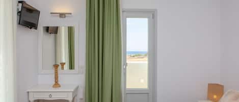 2 室のベッドルーム、WiFi (無料)、ベッドシーツ