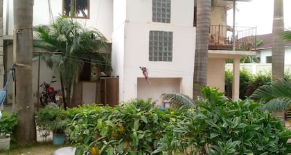 JJ&JE Family House - Hostel