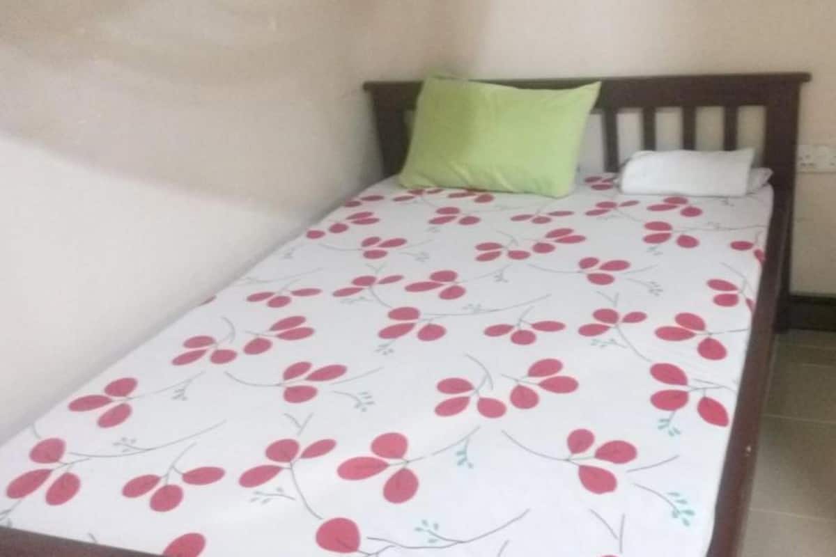 Dormitorio compartido, dormitorio mixto (5 Pax) | 1 habitación, tabla de planchar con plancha, wifi gratis y ropa de cama