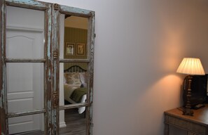 1 Schlafzimmer, Schreibtisch, Bügeleisen/Bügelbrett, kostenloses WLAN