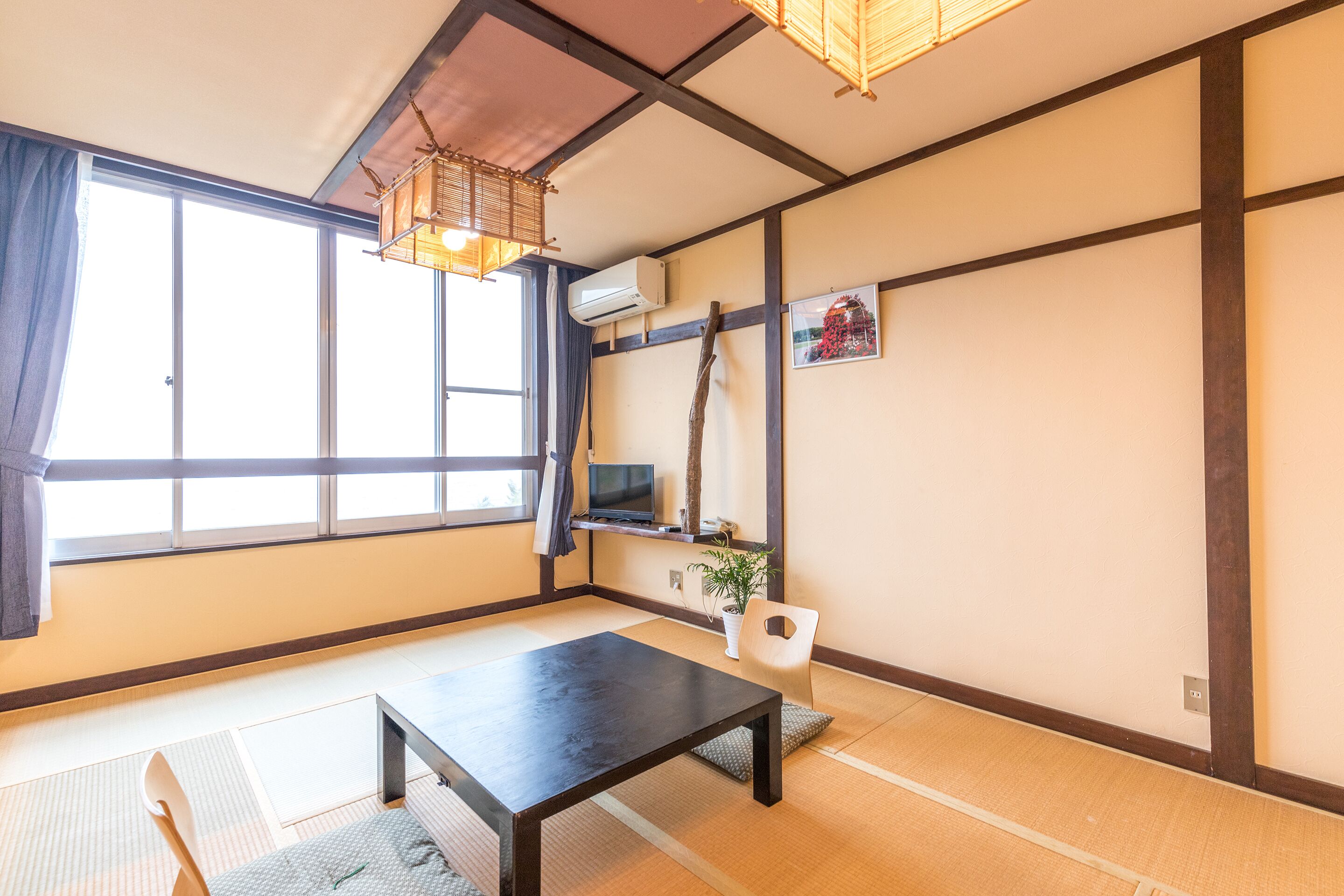 japanese room- quadruple, non smoking | down duvets, desk, free wifi, bed sheets